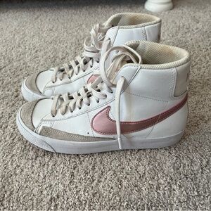 Nike blazers rose colored check